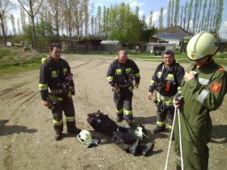 Abschnittsübung mit der FF Dt. Schützen, 21.04.2012